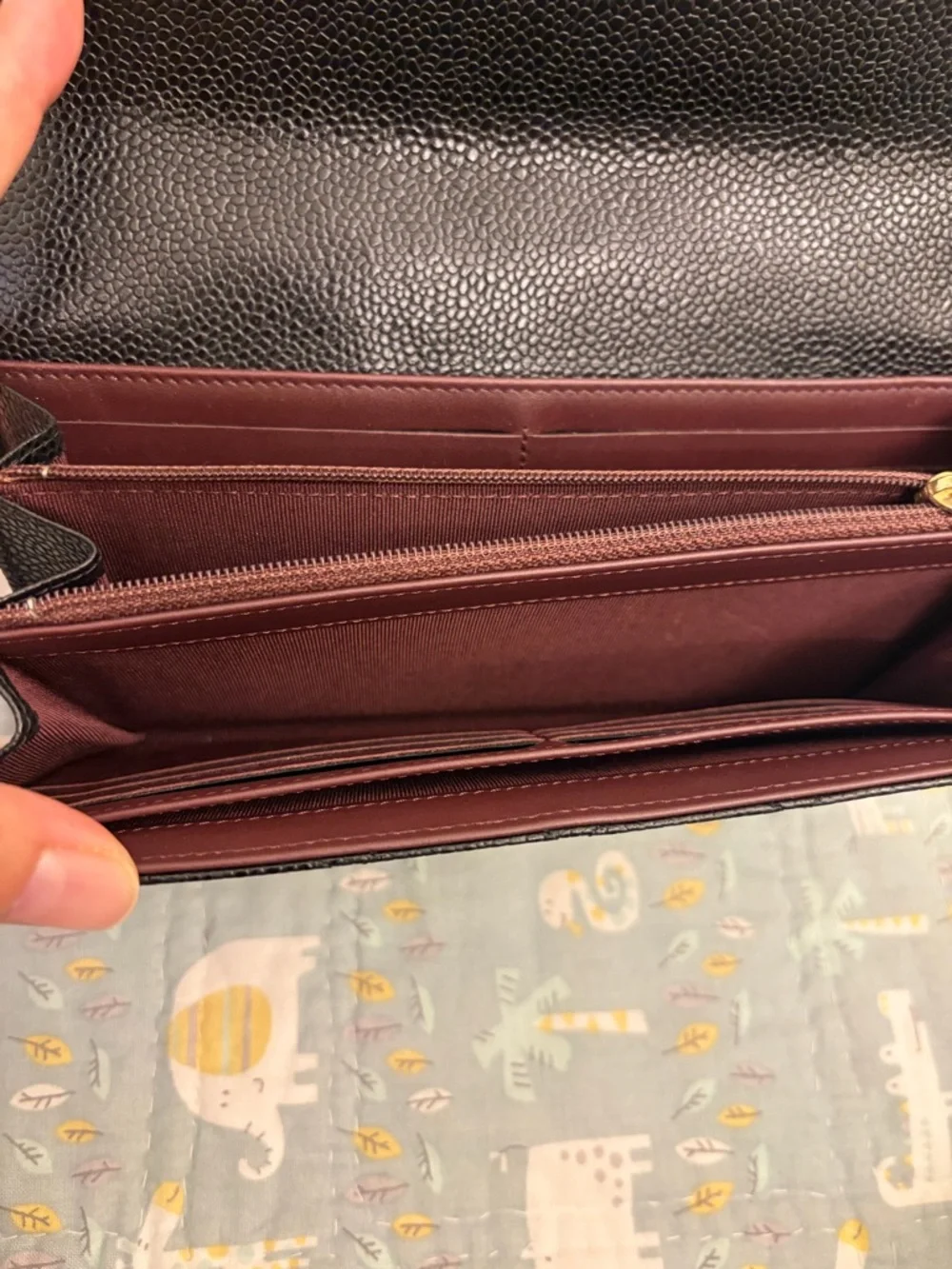Chanel Caviar Wallet with Authenticity Card (PRICE FIRM)